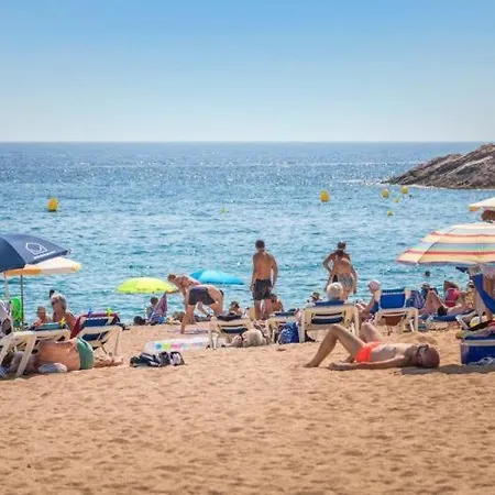 Can Carbonell Villa *