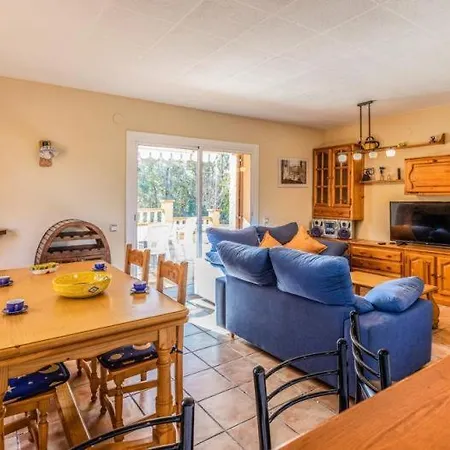 Can Carbonell Villa *
